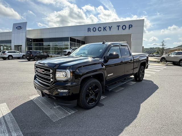 2018 GMC Sierra 1500 4WD photo