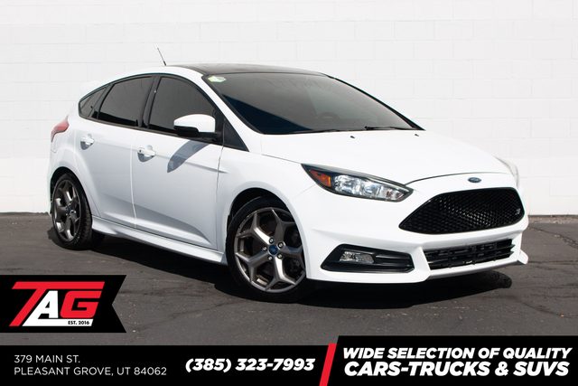 2018 Ford Focus ST FWD photo