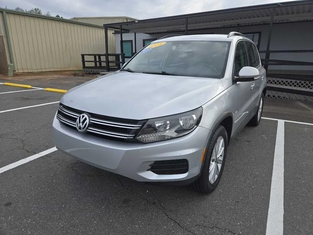 2018 Volkswagen Tiguan  FWD photo