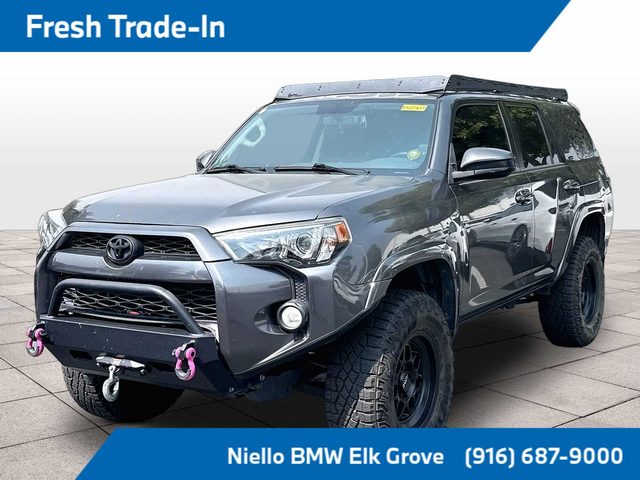 2016 Toyota 4Runner SR5 4WD photo
