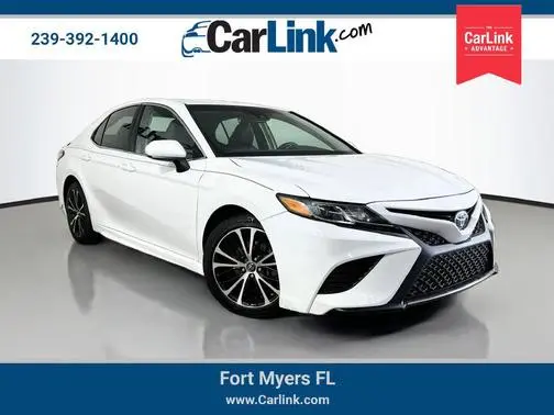 2018 Toyota Camry SE FWD photo