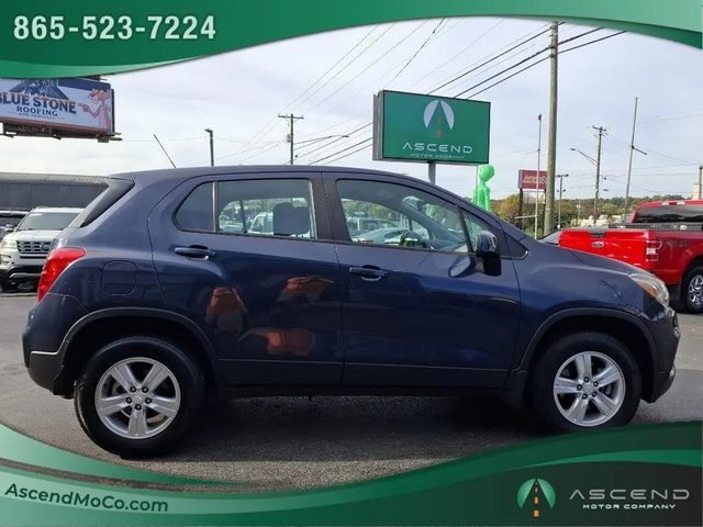 2018 Chevrolet Trax LS AWD photo