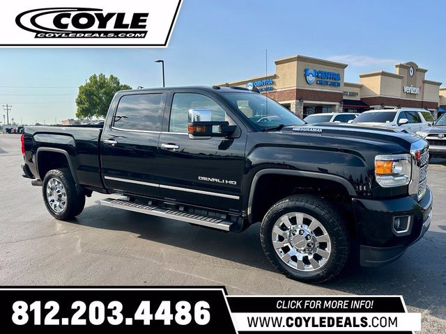 2018 GMC Sierra 2500HD Denali 4WD photo