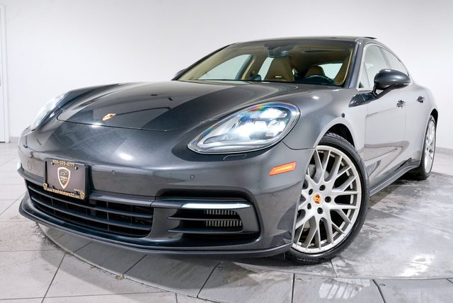 2018 Porsche Panamera 4S AWD photo