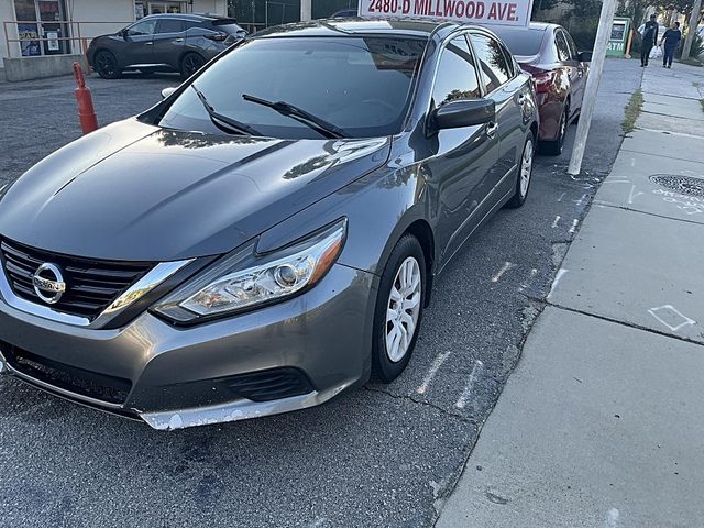 2018 Nissan Altima 2.5 S FWD photo