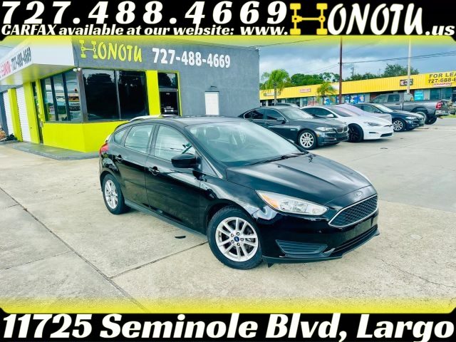 2018 Ford Focus SE FWD photo