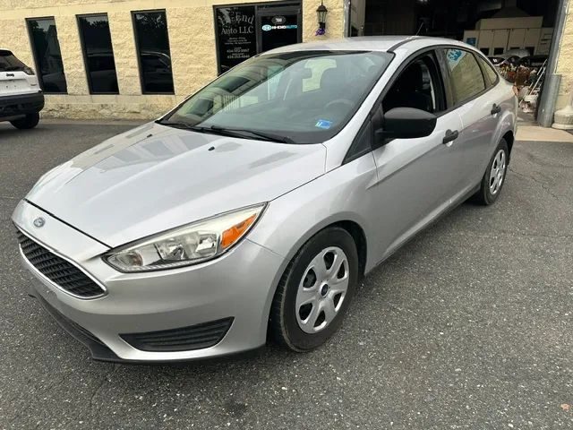 2018 Ford Focus S FWD photo