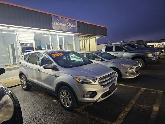 2017 Ford Escape SE 4WD photo