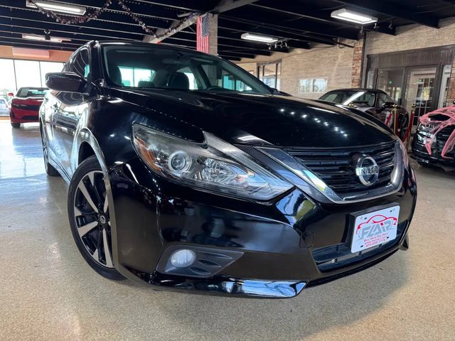 2018 Nissan Altima 2.5 SR FWD photo