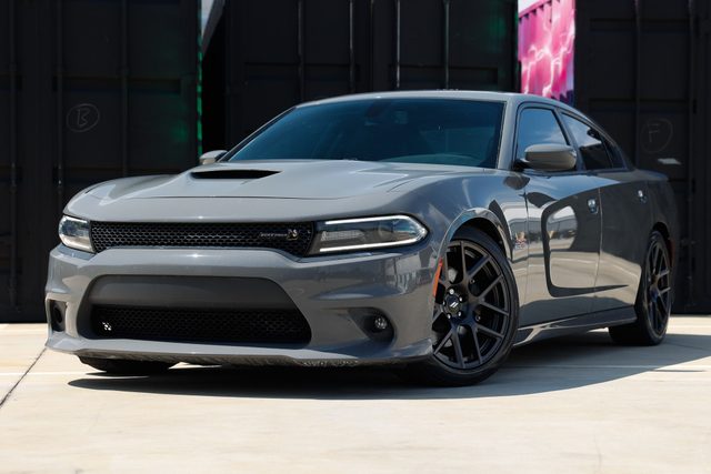 2018 Dodge Charger R/T Scat Pack RWD photo