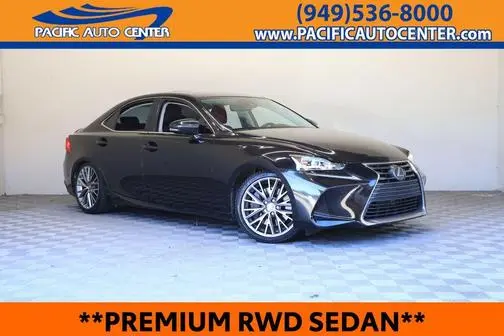 2018 Lexus IS IS 300 RWD photo