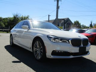 2018 BMW 7 Series 750i xDrive AWD photo