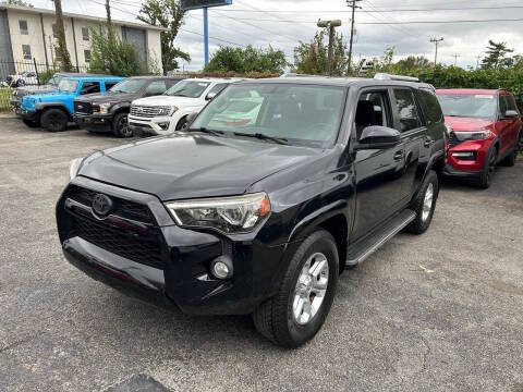 2018 Toyota 4Runner SR5 RWD photo