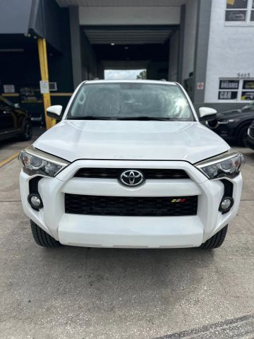 2018 Toyota 4Runner SR5 RWD photo