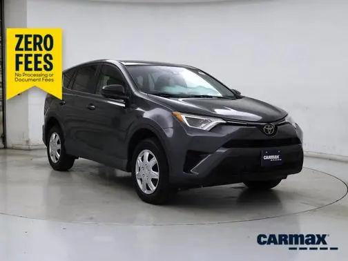 2018 Toyota RAV4 LE AWD photo