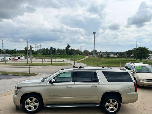 2015 Chevrolet Suburban LTZ 4WD photo
