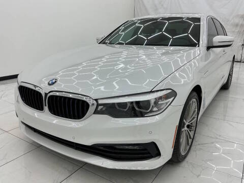 2018 BMW 5 Series 530e iPerformance RWD photo