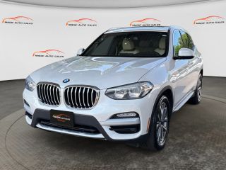 2018 BMW X3 xDrive30i AWD photo
