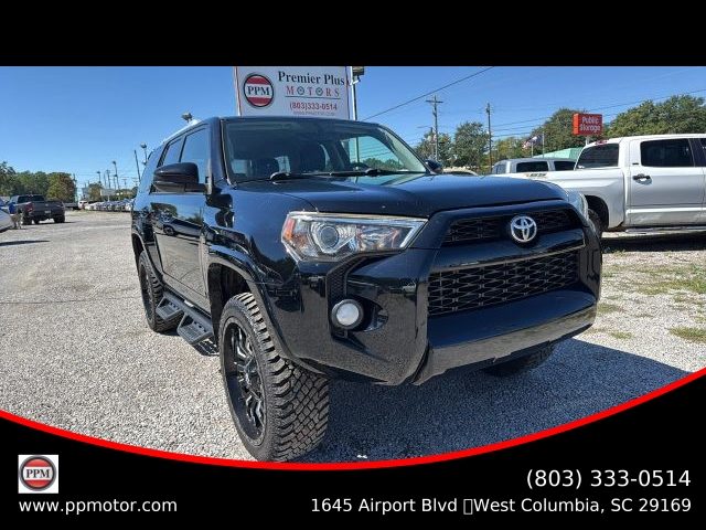 2017 Toyota 4Runner SR5 RWD photo