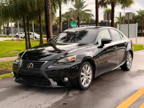 2015 Lexus IS  RWD photo