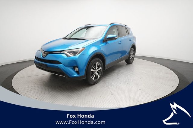 2018 Toyota RAV4 XLE AWD photo