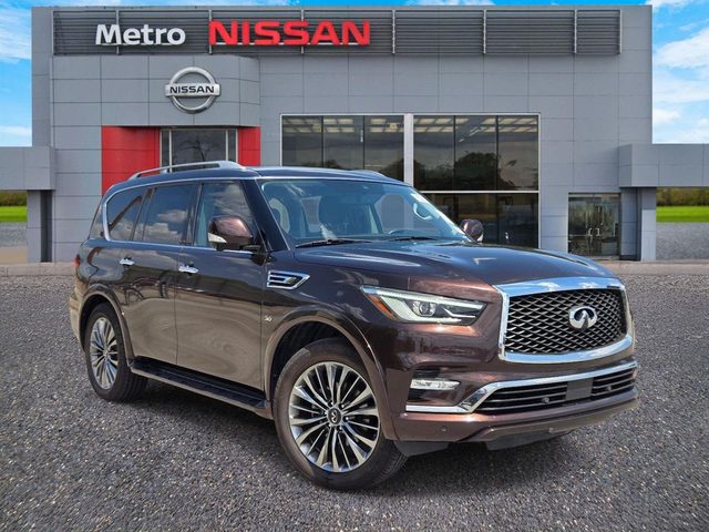 2018 Infiniti QX80 RWD photo