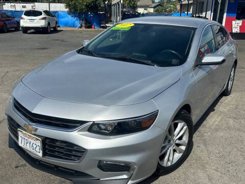 2017 Chevrolet Malibu LT FWD photo