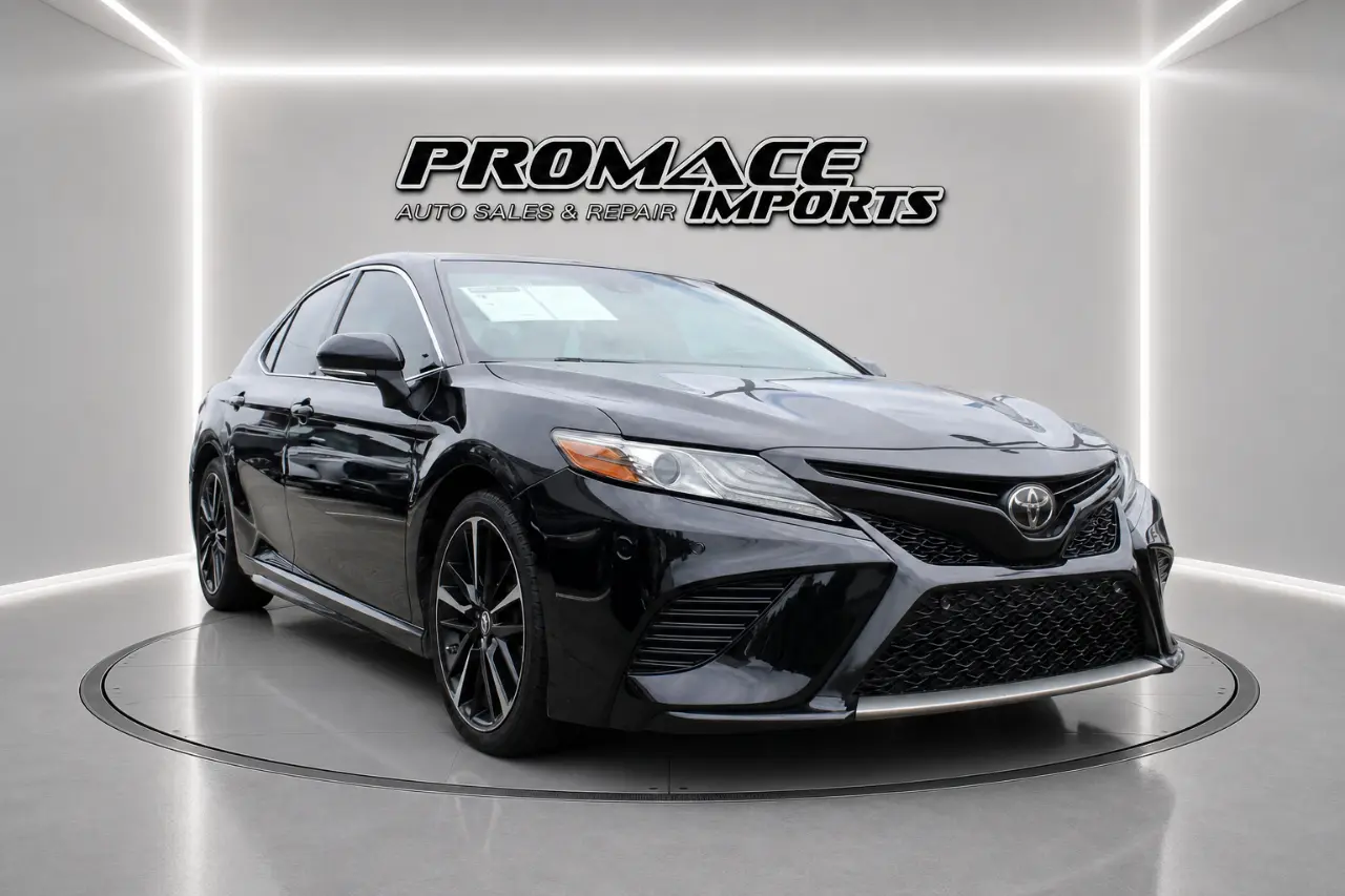 2018 Toyota Camry XSE FWD photo
