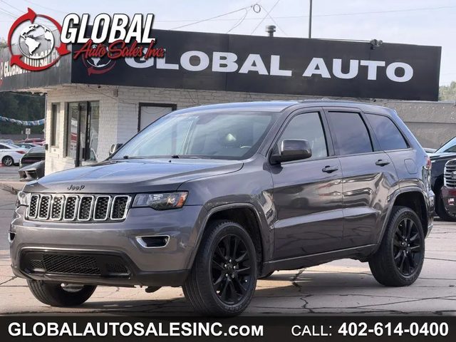 2018 Jeep Grand Cherokee Altitude 4WD photo