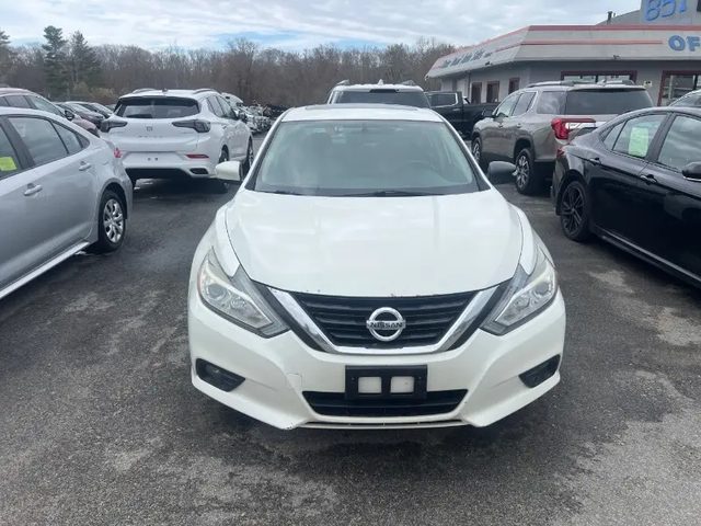 2018 Nissan Altima 2.5 SV FWD photo