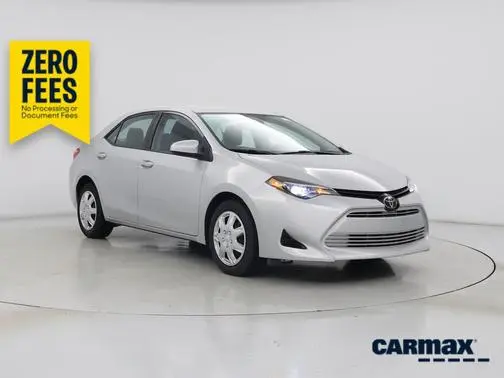 2018 Toyota Corolla LE FWD photo