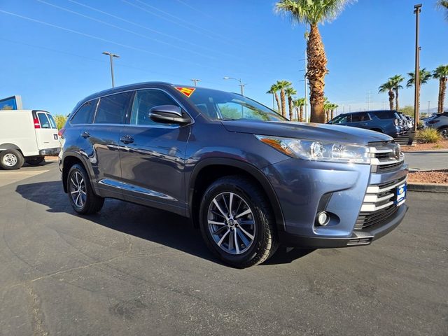 2018 Toyota Highlander XLE AWD photo