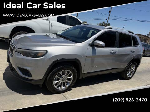 2019 Jeep Cherokee Latitude Plus 4WD photo