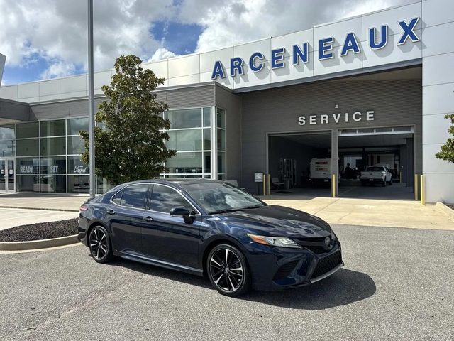 2018 Toyota Camry XSE FWD photo