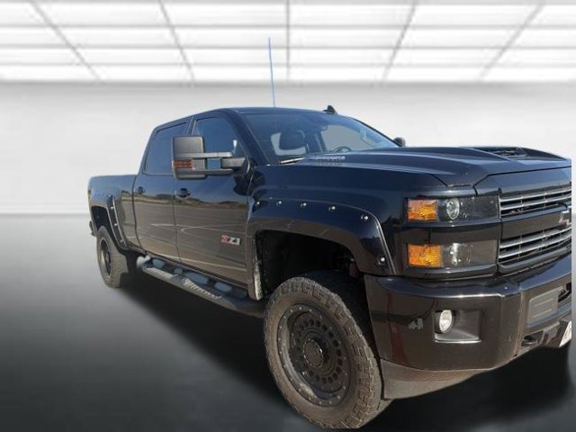 2018 Chevrolet Silverado 2500HD LTZ 4WD photo