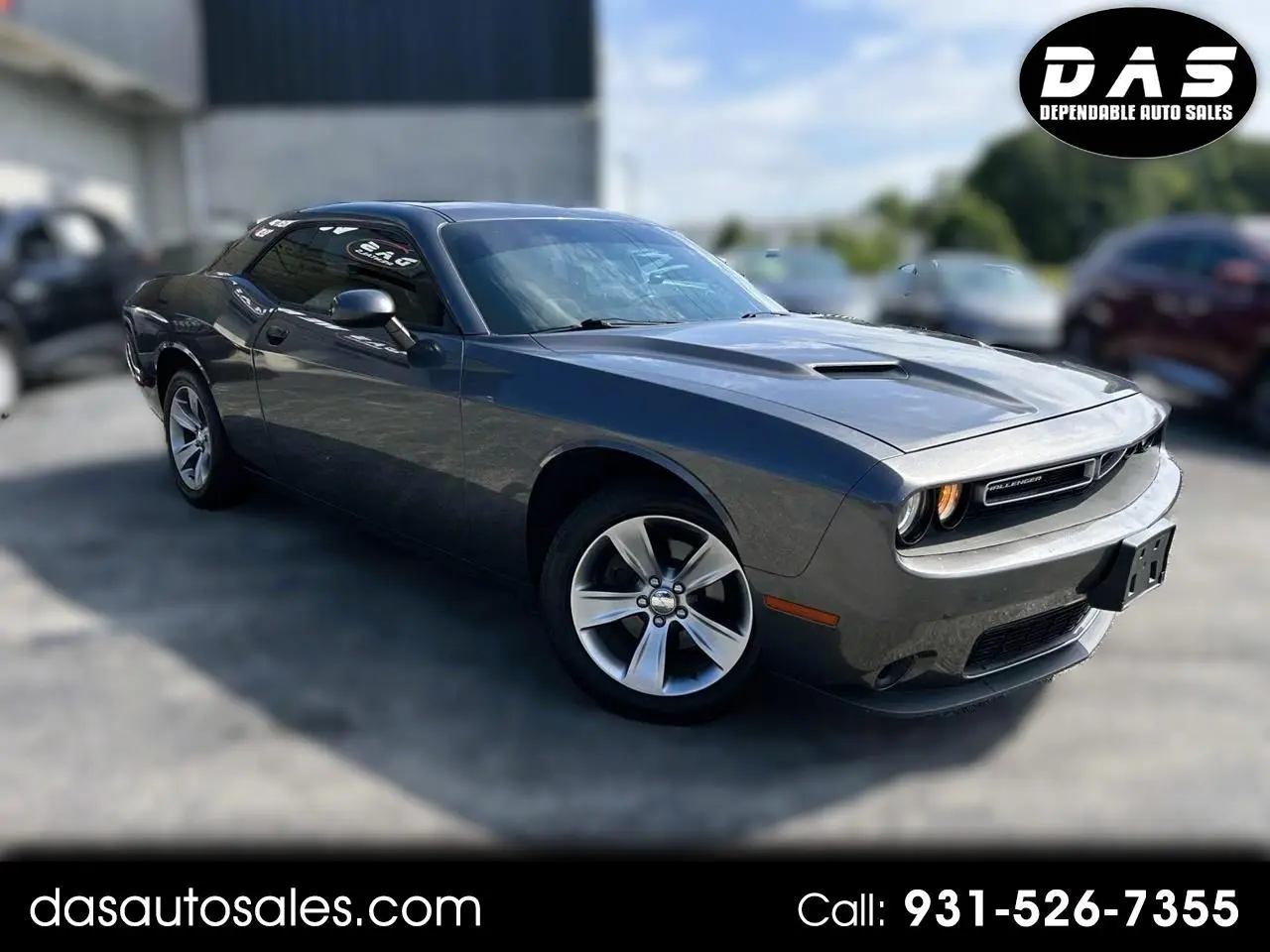 2017 Dodge Challenger SXT RWD photo