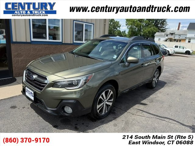 2018 Subaru Outback Limited AWD photo