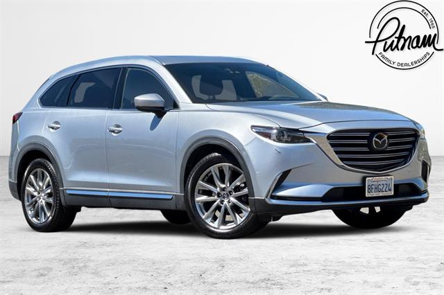 2017 Mazda CX-9 Signature AWD photo