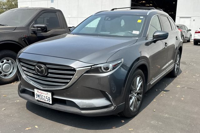 2017 Mazda CX-9 Signature AWD photo
