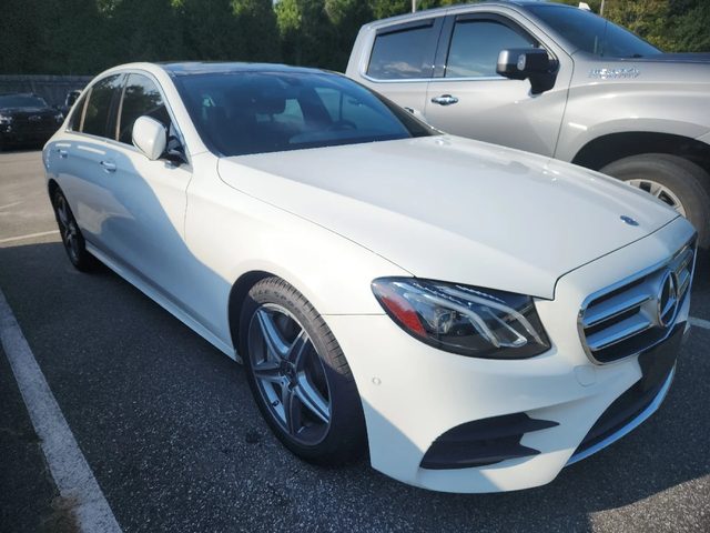 2018 Mercedes-Benz E-Class E 300 AWD photo