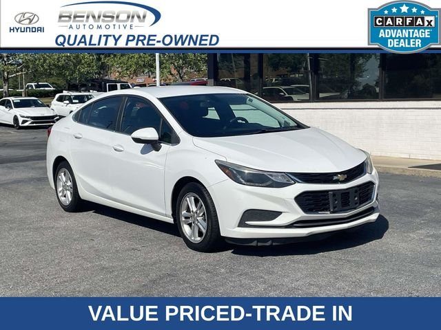 2016 Chevrolet Cruze LT FWD photo