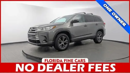 2018 Toyota Highlander LE FWD photo