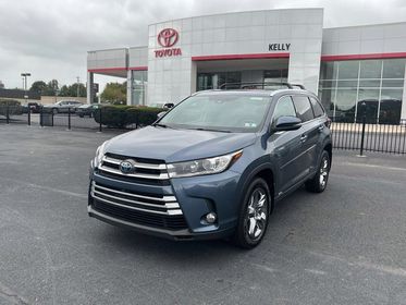 2018 Toyota Highlander Hybrid Limited Platinum AWD photo