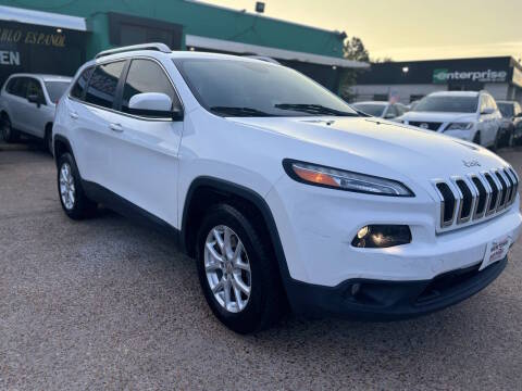 2015 Jeep Cherokee Latitude 4WD photo