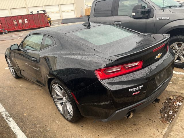 2018 Chevrolet Camaro 1LT RWD photo