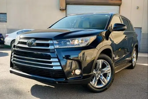 2018 Toyota Highlander Limited AWD photo