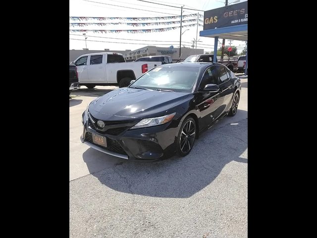 2018 Toyota Camry XSE FWD photo