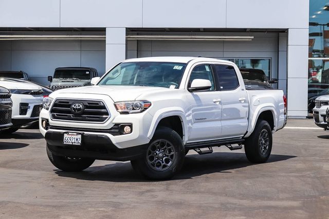 2018 Toyota Tacoma SR5 4WD photo