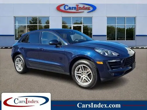 2018 Porsche Macan AWD photo