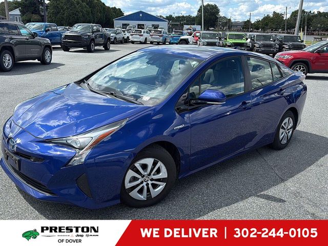 2018 Toyota Prius Four FWD photo